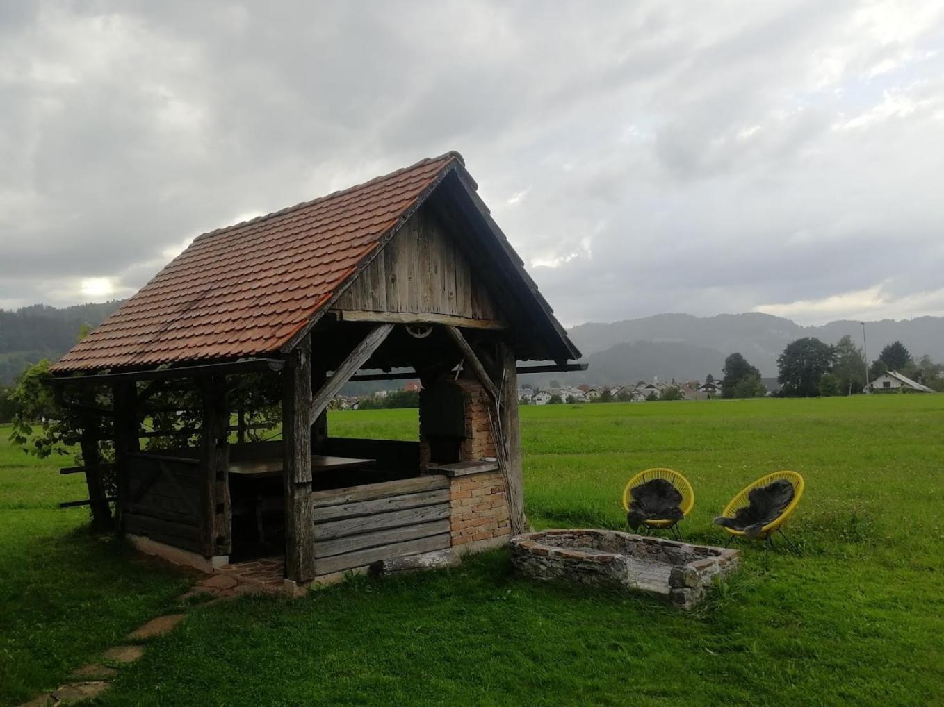 Country House Pri Lipet Ziri Exterior photo